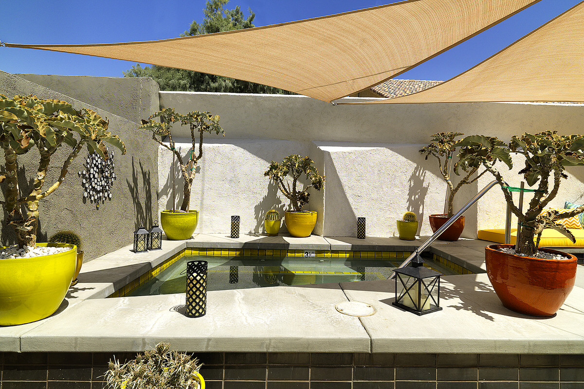 palm springs, lautner hotel, small private pool, shading small pool