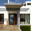 1-villa-jodrosich-entry-canopy-cocoa-architects