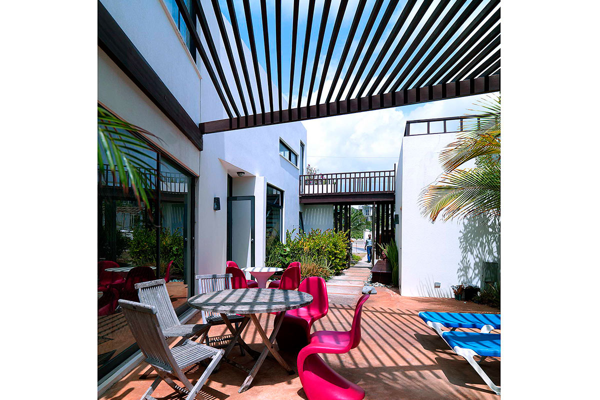 2-wood-trellis-exterior-patio-talma