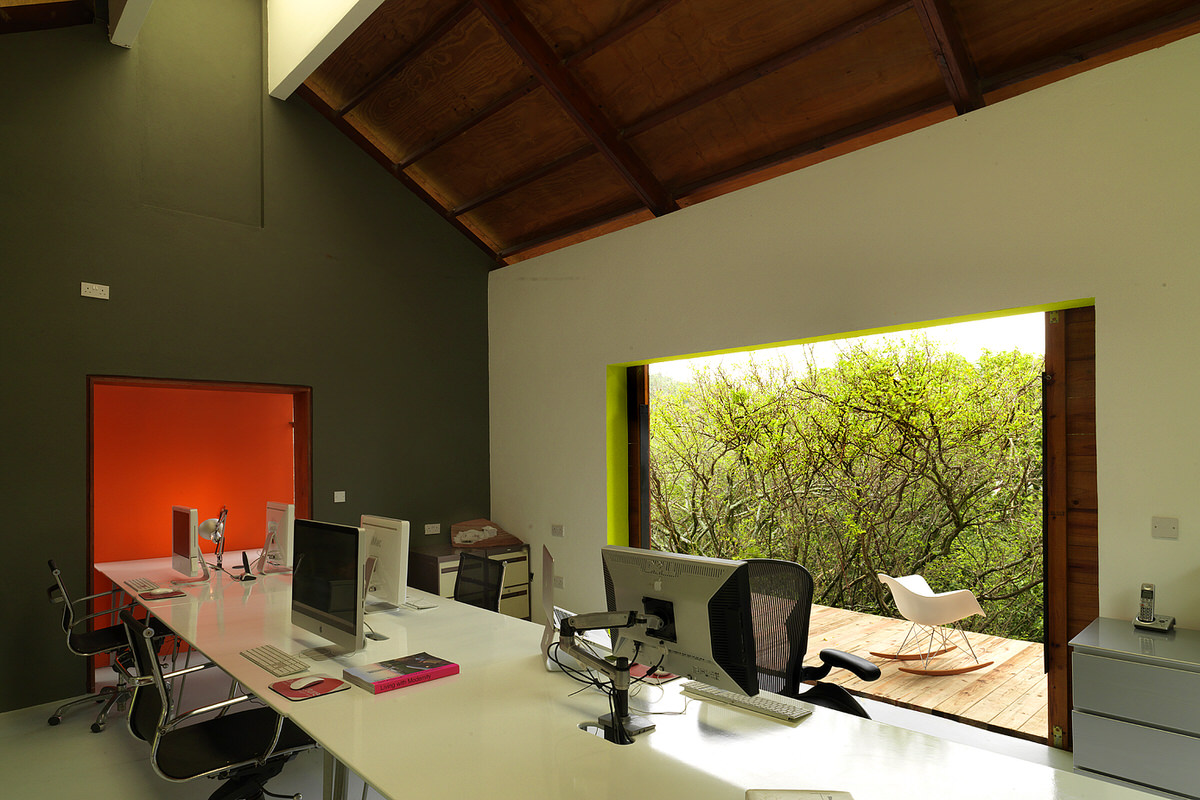 4-caribbean-open-modern-architect-studio-office-interior