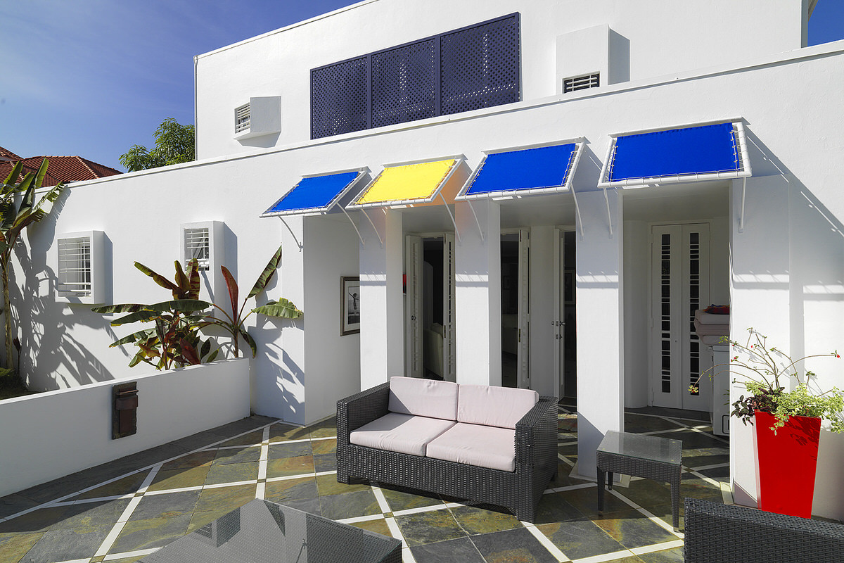 2-modern-caribbean-home-roger-turton-garden-patio