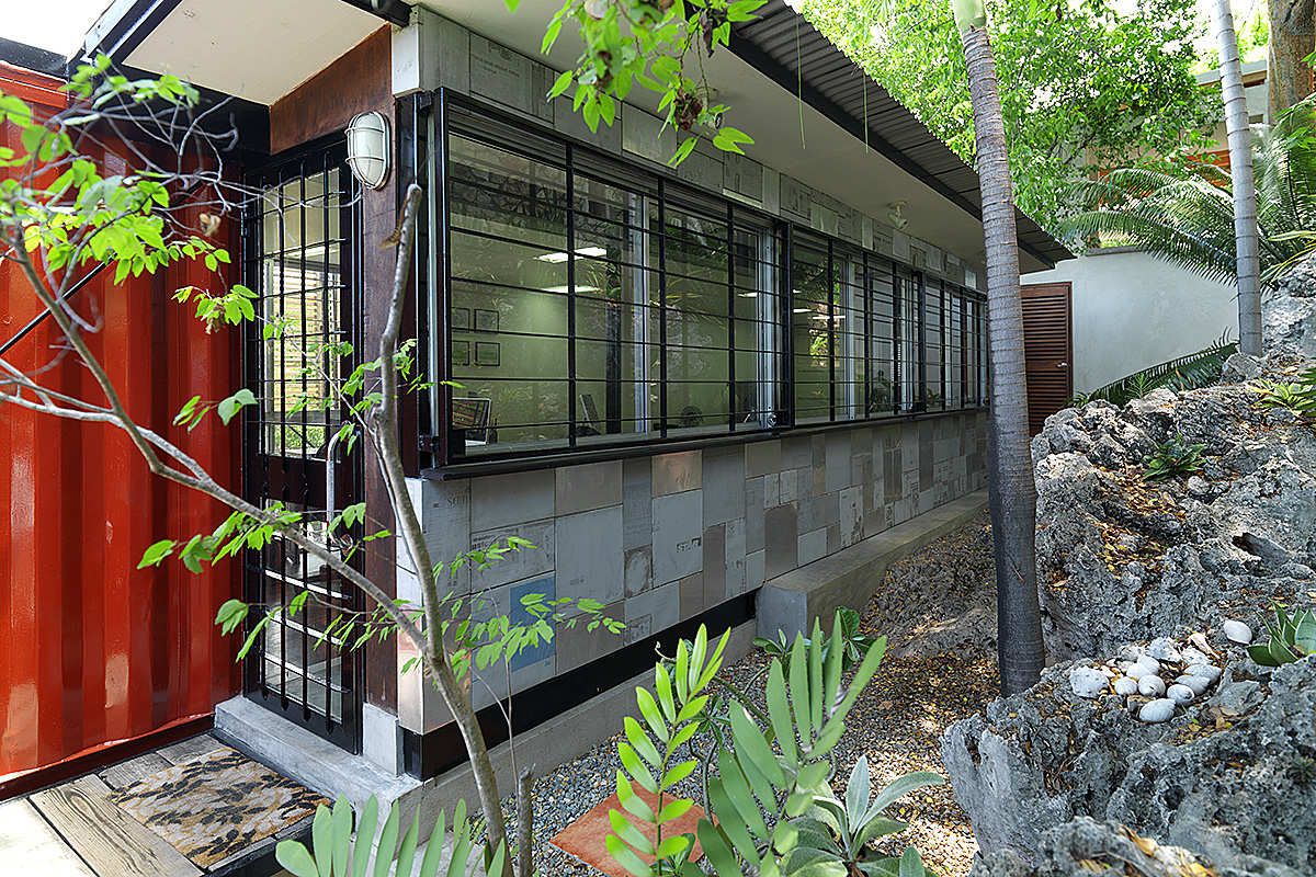 02_shipping-container-architecture-office